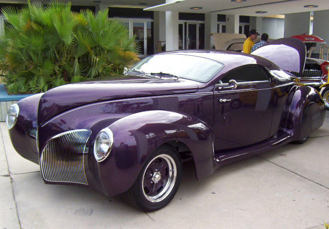 This 1939 Lincoln Zephyr replica was bought for another client in the UAE